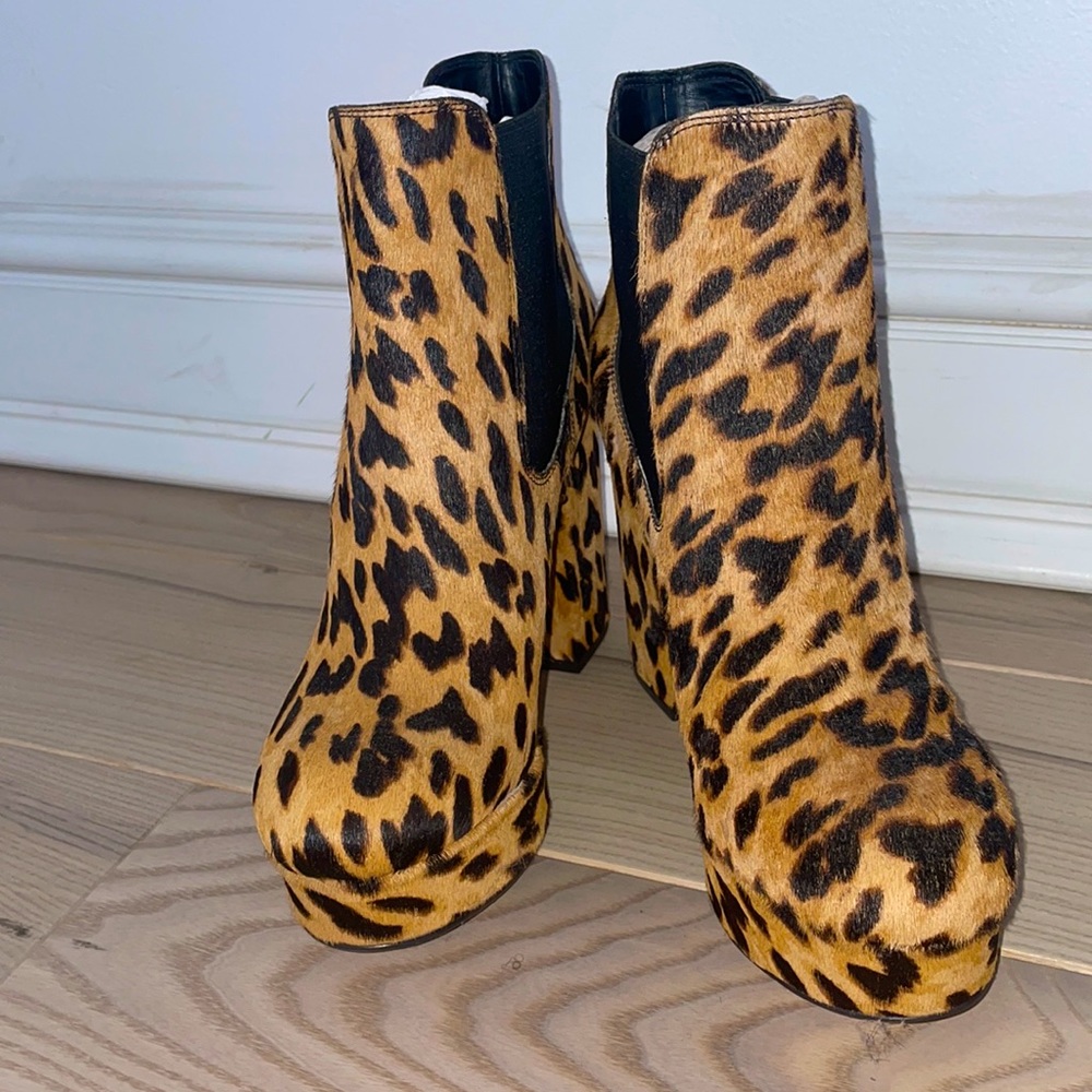 Brand new size 8.5 Sam Edelman boots.